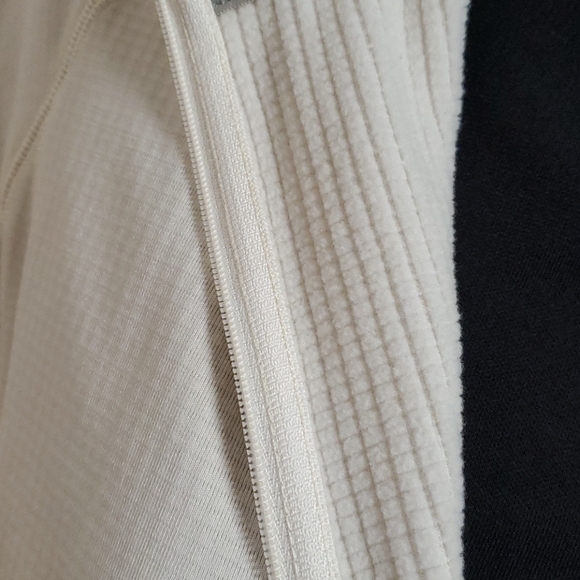 New Active  Hooded Fleece Columbia Jacket sz M - Picture 4 of 8